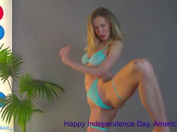 girl
        lolly_bella_ cam image #1892439