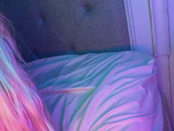 girl
        x_dreamgirl_x cam image #6828706