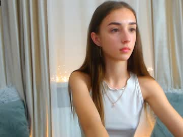 girl
        lana__j cam image #1825954