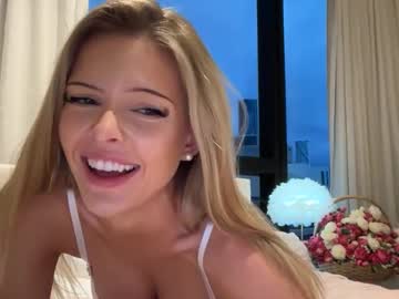 girl
        mishapalmer cam image #6858495