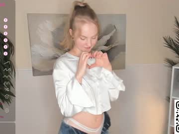 girl
        _megryan_ cam image #3785547