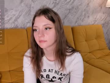 girl
        shickshackshock cam image #3846205