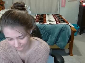 girl
        katynowhere cam image #6192058