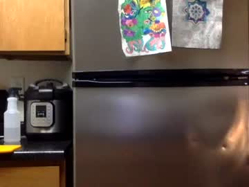 girl
        bakedmommy cam image #3067220