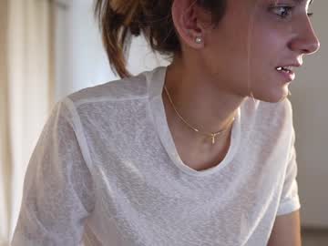 girl
        urcutelinda cam image #5681733