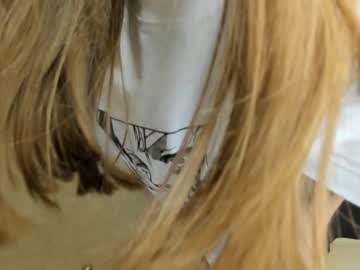 girl
        mariamgroves cam image #3723623