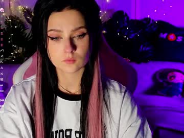 girl
        agara_romen cam image #5293694