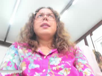 girl
        daily_stories cam image #5610016