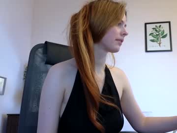 girl
        doll_lesli cam image #4378139