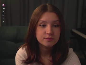 girl
        well_yess cam image #5198134