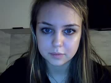 girl
        starshinex cam image #3547057