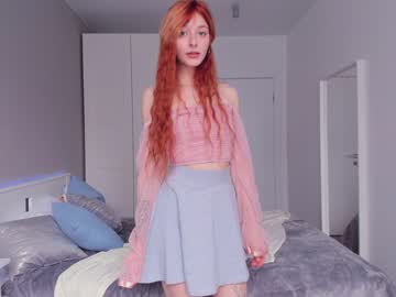 girl
        jennifer_ewans cam image #1646020