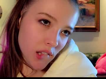 girl
        _demi_dee_ cam image #1348327