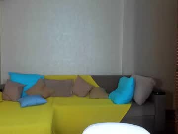 girl
        shyyfox cam image #101922