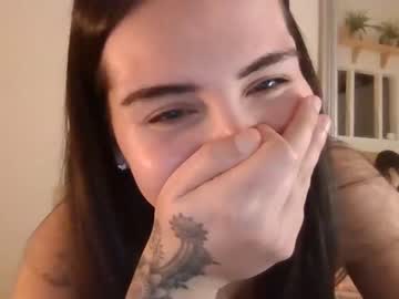 girl
        chloekittenuk cam image #3940576