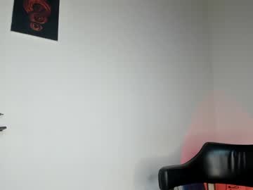 girl
        jasminedaze888 cam image #1645377