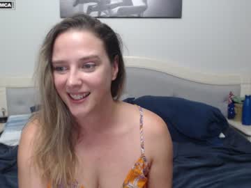 girl
        bluexstacey cam image #3714560
