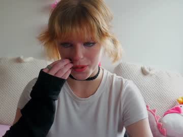 girl
        sisypheanlove cam image #1446871