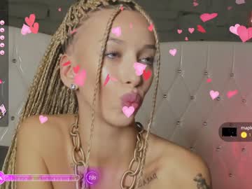 girl
        royalsquirt_ cam image #2385054