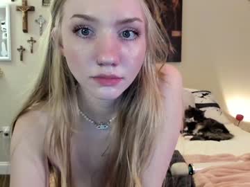girl
        eve003300 cam image #4314411