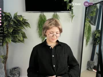 girl
        jettabayse cam image #3326624