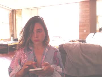 girl
        kendalltyler cam image #4707355
