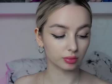girl
        cute_perverts cam image #4190321