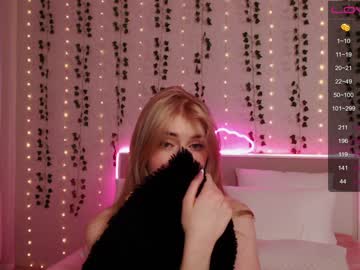 girl
        vonnalein cam image #1696794