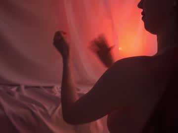 girl
        sunny_maria cam image #3023264