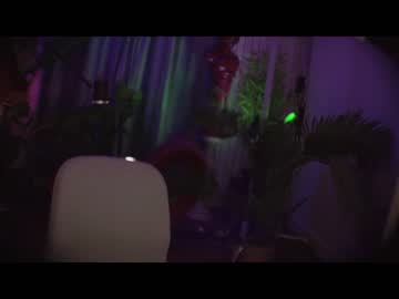 girl
        lucieoude_ cam image #890314