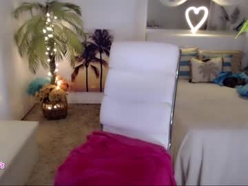 girl
        amyvalentine cam image #2363285