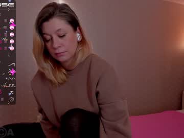 girl
        stifler_mommy cam image #986846