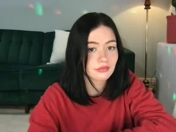 girl
        littlesugarpea cam image #3827060