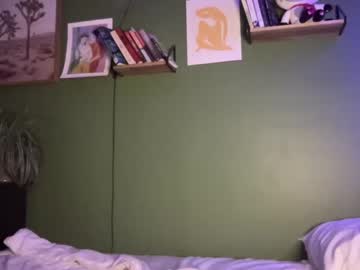 girl
        brookegrace cam image #2420344