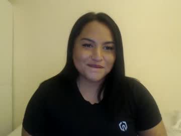 girl
        iamplutonianlust cam image #741394