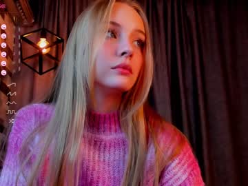 girl
        lolliis cam image #2849745