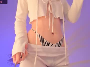 couple
        alice_leey cam image #5292633