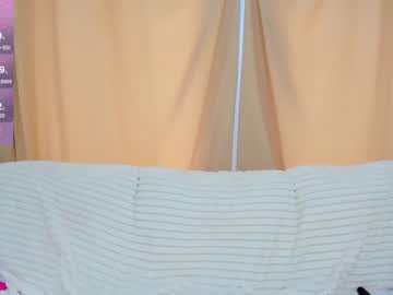 girl
        little_yena cam image #4035751