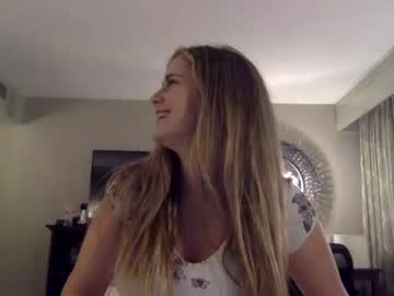 girl
        chantal_cruze cam image #2211179