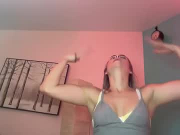 girl
        summerlovingg cam image #4421542