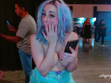 girl
        o0pepper0o cam image #5433919