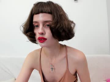 girl
        flowerofsin2001 cam image #4951873
