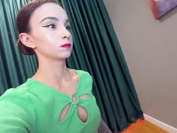 girl
        ehotlovea cam image #6820618
