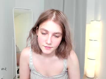 girl
        my_parisss cam image #216652