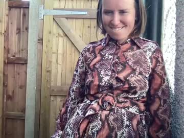 girl
        eatmypie69 cam image #5064325