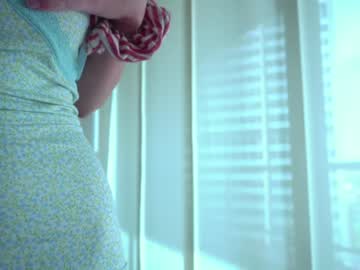 girl
        mystikei cam image #1819873