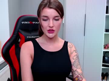 girl
        marti_lovely cam image #1189647