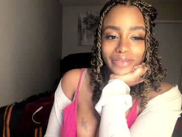 girl
        napudi1 cam image #3340969