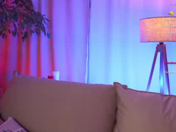 girl
        victoriaposh cam image #3280700
