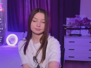 girl
        elisbates cam image #6500406